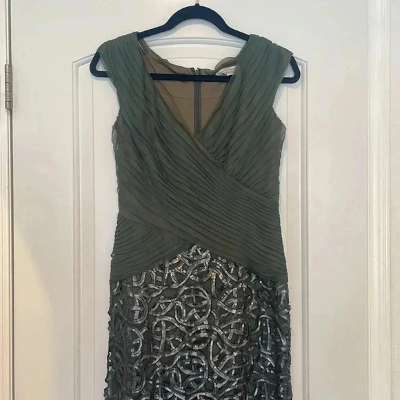 Rickie Freeman Teri Jon Mother Of The Bride Dress Crisscross Ruches Sequins Sz 6 - Picture 2 of 9